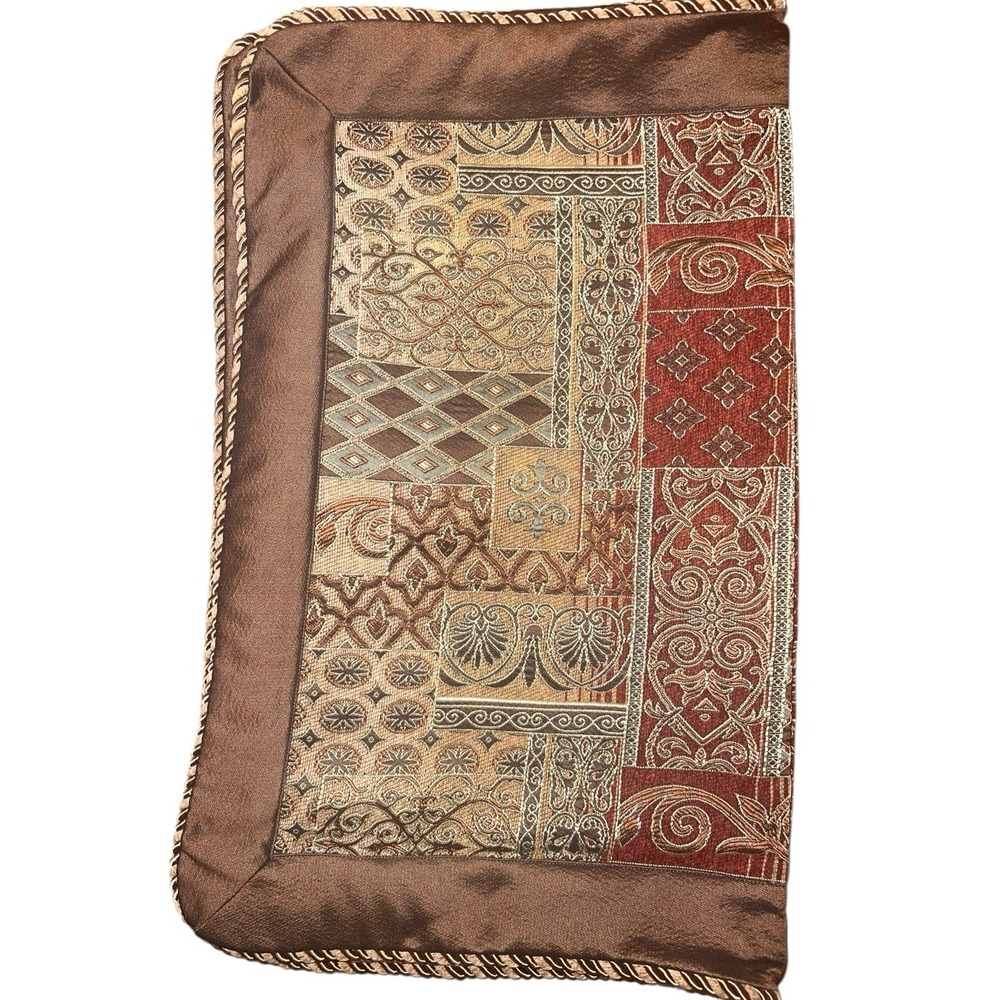Set Is 2 King tapestry Pillow Shams With Roping‎ Vintage